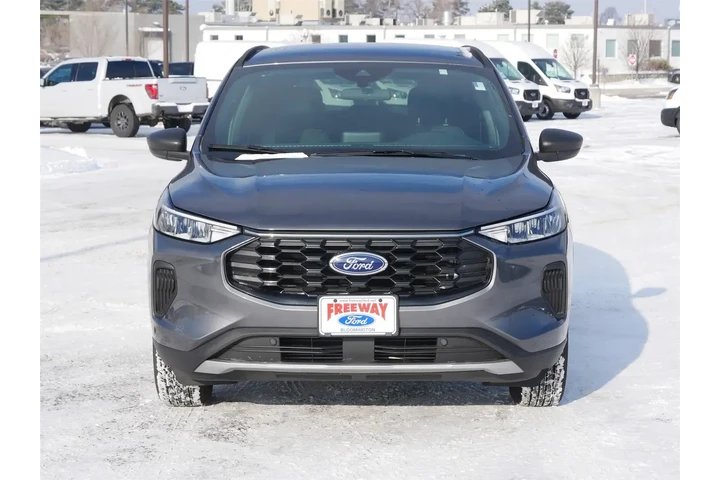 $24937 : Ford Escape 2025 AWD ST-Line image 8