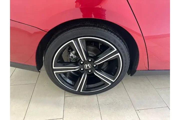 $29987 : Honda Accord Hybrid 2024 Spo image 8