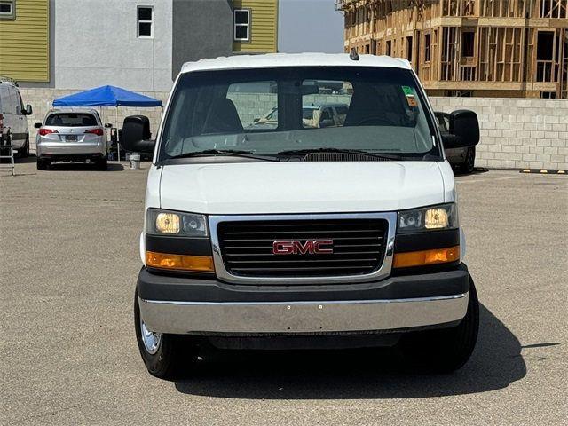 $33500 : 2022 GMC Savana Cargo Van image 2