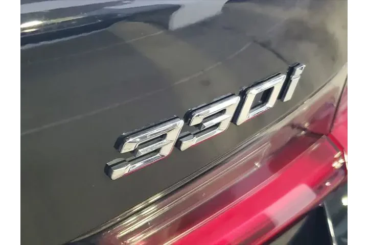 $37268 : BMW 3 Series 2023 330i 4dr S image 6