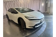 $27799 : Toyota Prius 2025 XLE 4dr Ha thumbnail
