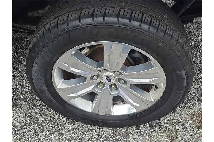 $15990 : Ford F-150 2017 4x2 Platinum image 7