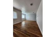 $1000 : Newly renovated Home thumbnail