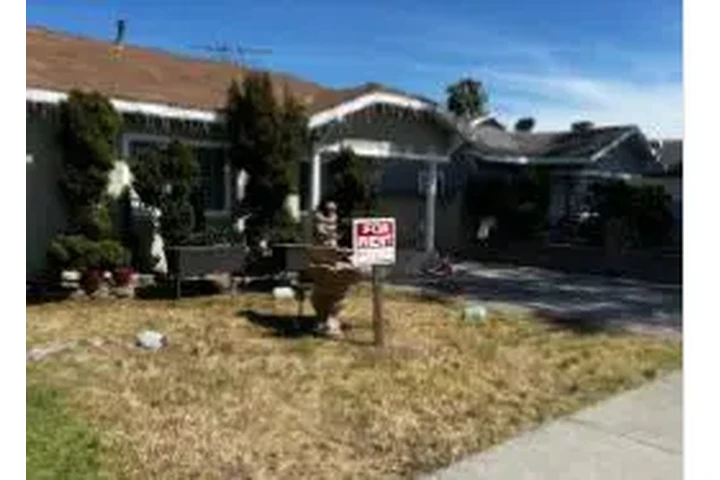 EN SOUTHGATE RENTO CASA image 2