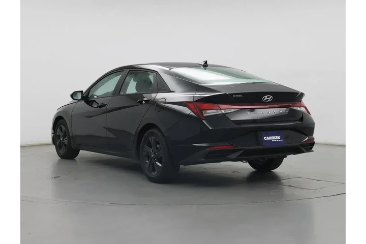 $21998 : Hyundai ELANTRA 2023 SEL 4dr image 2