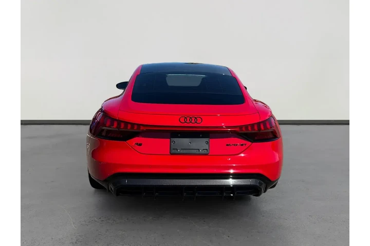 Audi RS e-tron GT 2022 AWD q image 4