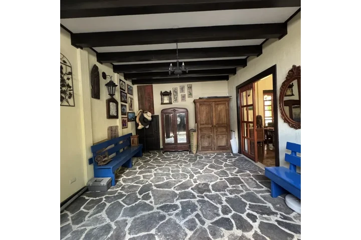 $695000 : Hermosa Casa en Venta en Bella image 5