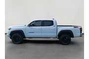 Toyota Tacoma 2023 4x2 TRD O thumbnail