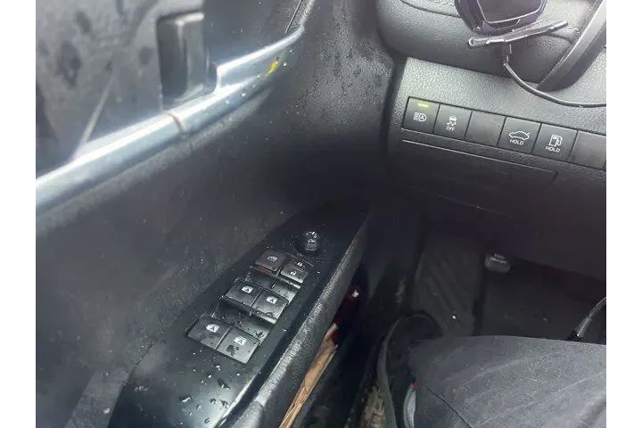 $16887 : Toyota Camry 2019 SE 4dr Sed image 7