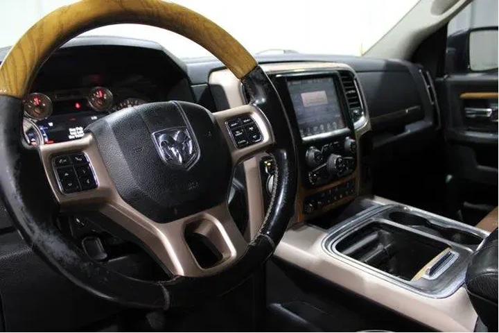 $18982 : Ram 1500 2016 4x4 Laramie Li image 2