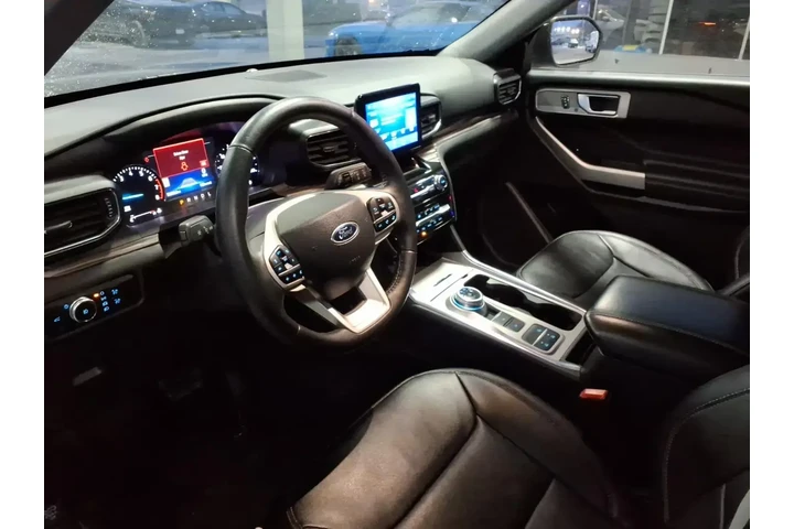 $29947 : Ford Explorer 2023 Limited 4 image 9