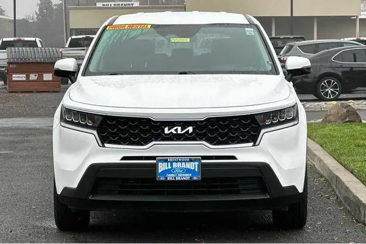$19391 : Kia Sorento 2022 LX 4dr SUV image 6