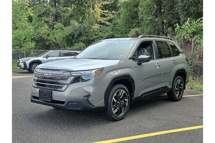 $34995 : Subaru Forester 2025 AWD Pre image 2