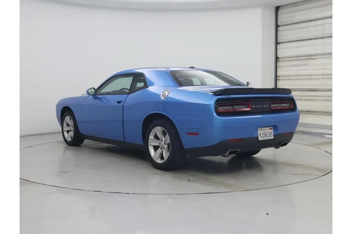 $25998 : Dodge Challenger 2023 SXT 2d image 2