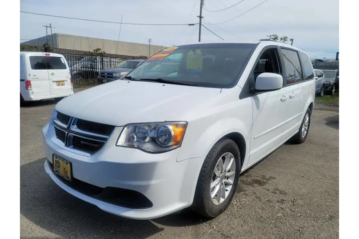 $9999 : 2016 Grand Caravan SXT Plus image 4