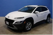 $20500 : Hyundai KONA 2023 AWD SEL 4d thumbnail