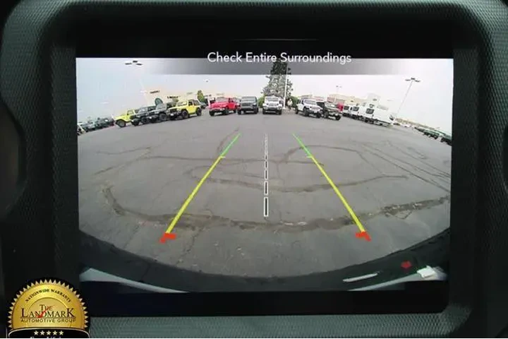 $37995 : Jeep Wrangler 2023 4x4 Rubic image 8