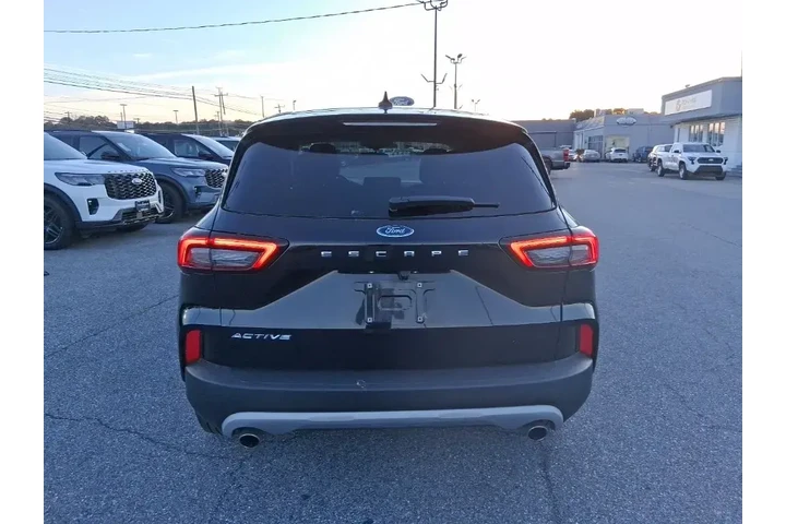 $27901 : Ford Escape 2023 Active 4dr image 6
