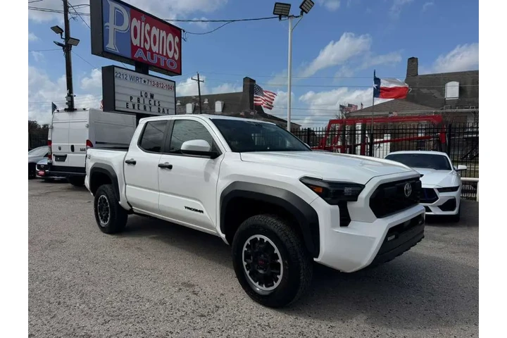 2024 Tacoma TRD Sport Double image 1