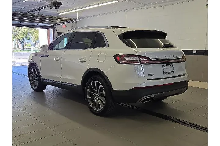 $36999 : Lincoln Nautilus 2022 AWD Re image 4