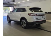 $36999 : Lincoln Nautilus 2022 AWD Re thumbnail