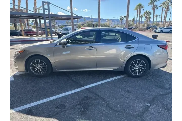 $18555 : Lexus ES 350 2017 4dr Sedan image 8