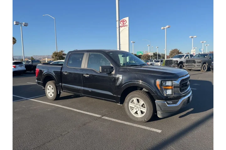 $28688 : Ford F-150 2023 4x2 XLT 4dr image 5