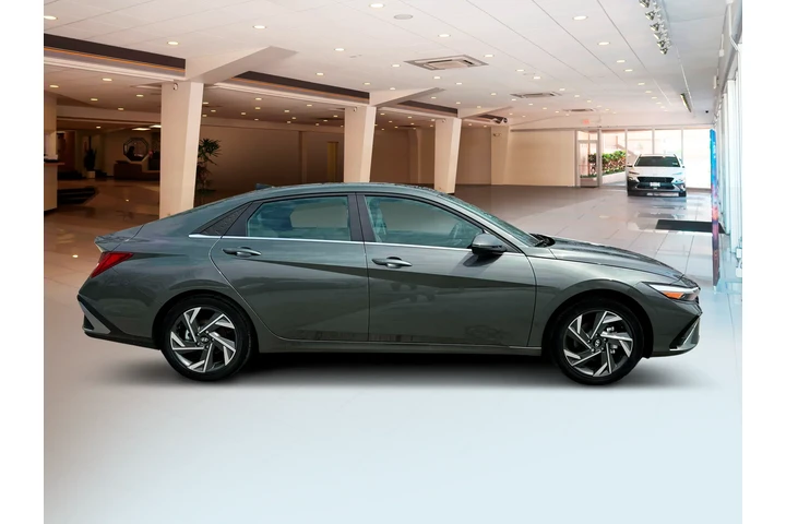 $26995 : Hyundai ELANTRA Hybrid 2025 image 9