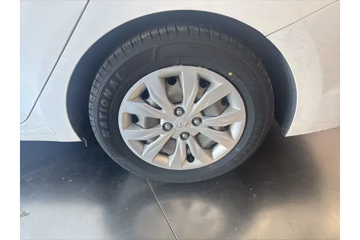 $6399 : Hyundai ACCENT 2019 SE 4dr S image 10