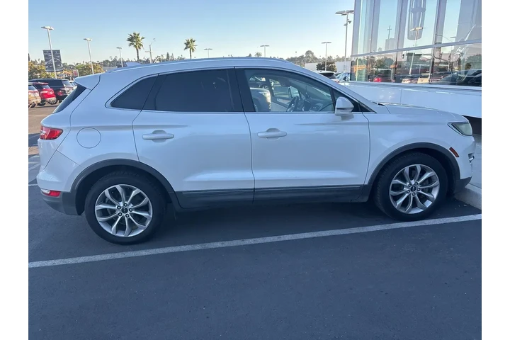 $15900 : Lincoln MKC 2016 Select 4dr image 4