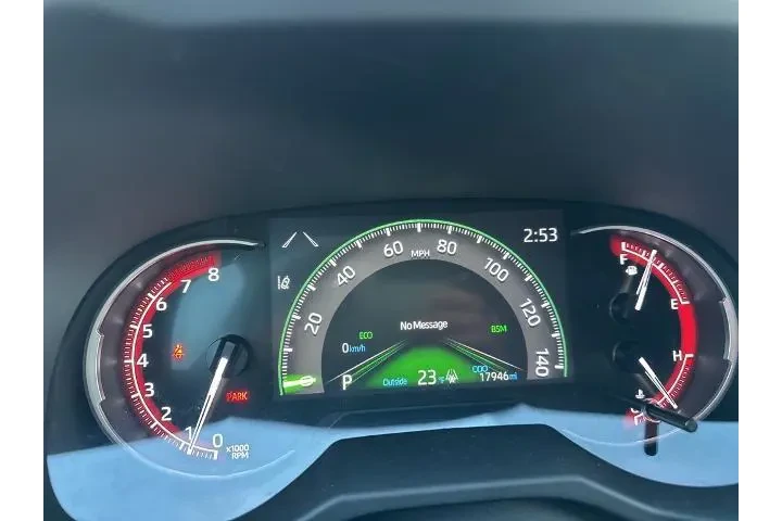 $32509 : Toyota RAV4 2025 AWD XLE 4dr image 8