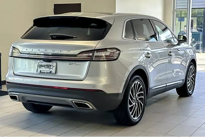 $24717 : Lincoln Nautilus 2019 AWD Re image 4