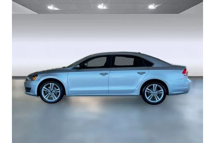 $6798 : Volkswagen Passat 2014 2.5L image 2