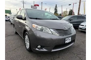$13995 : 2016 Sienna XLE 8-Passenger thumbnail
