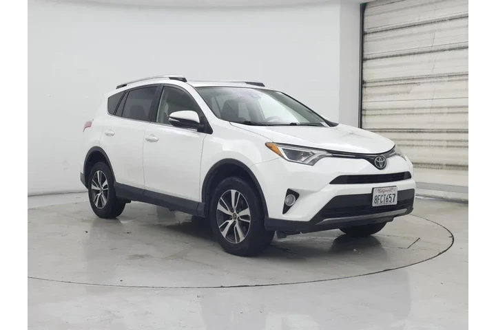 $21998 : Toyota RAV4 2018 XLE 4dr SUV image 1