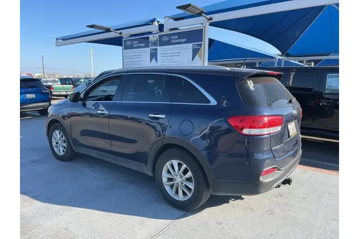 $10498 : Kia Sorento 2017 L 4dr SUV image 3