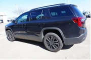 $33988 : GMC Acadia 2023 4x4 SLT 4dr thumbnail
