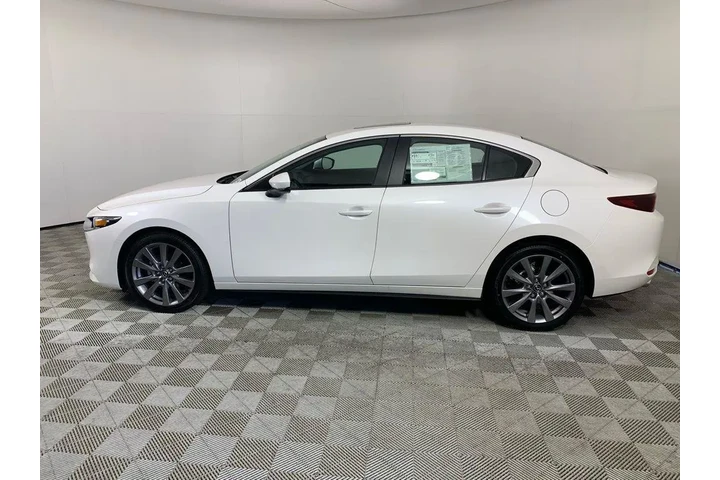 $25155 : Mazda Mazda3 Sedan 2025 2.5 image 5