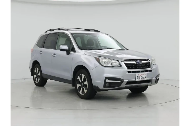 $14599 : Subaru Forester 2017 AWD 2.5 image 1