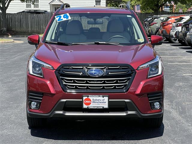 $31393 : PRE-OWNED 2024 SUBARU FORESTE image 6