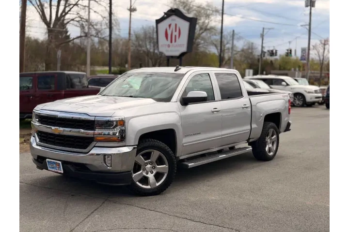 $23995 : 2018 Silverado 1500 LT image 3