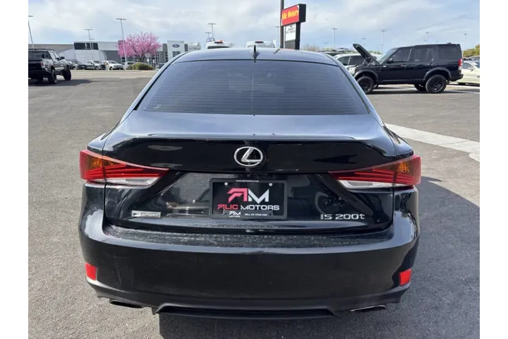 $20999 : 2017 IS 200t image 7