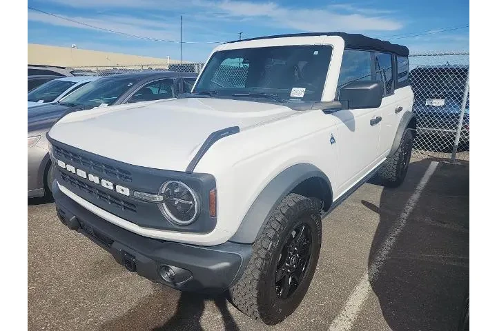 $37991 : Ford Bronco 2022 4x4 Base 4d image 3