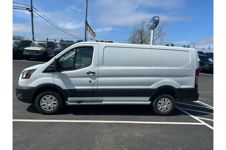 $32995 : Ford Transit 2024 250 3dr LW image 6