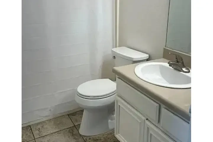 FALLBROOK APARTAMENTO image 2