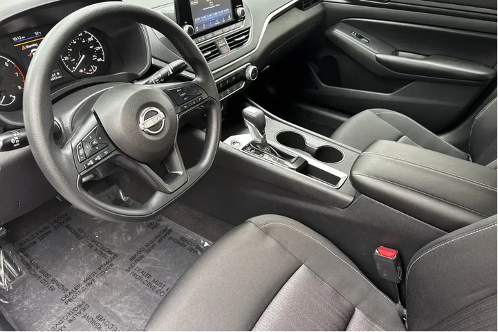 $18999 : Nissan Altima 2023 2.5 S 4dr image 10