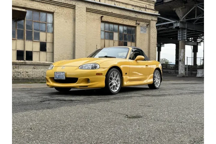 2002 MX-5 Miata SE image 4