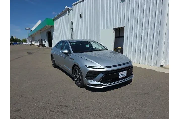 $29900 : Hyundai SONATA Hybrid 2026 B image 1