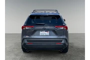 $22589 : Toyota RAV4 2021 XLE 4dr SUV thumbnail