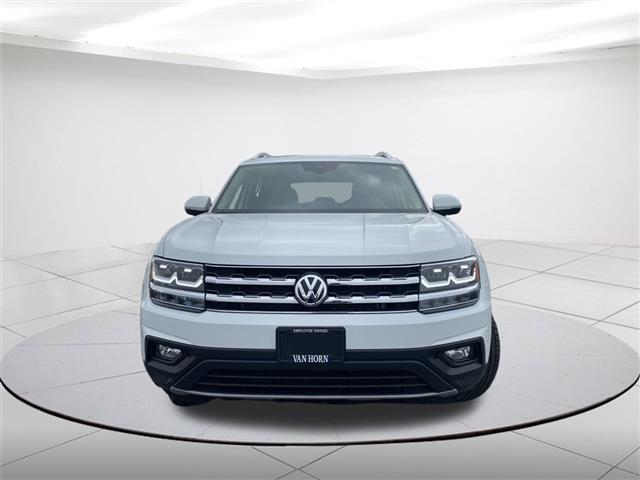 $19435 : Pre-Owned 2019 Atlas 3.6L V6 image 1